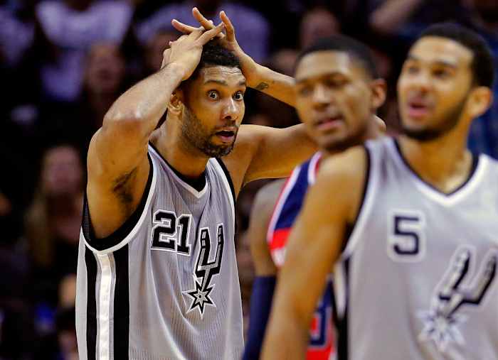 Tim-Duncan-2015-0103-foul-face-react.jpg